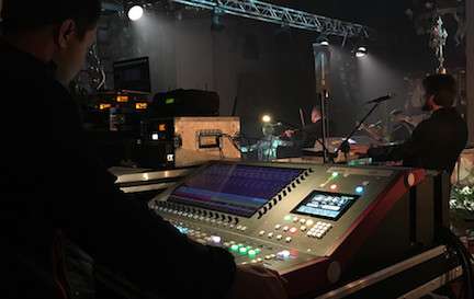 Cadac CDC six in Monitor mode, Ania Wyszkoni at Church of St. Wawrzyniec, Strzelce Opolskiel