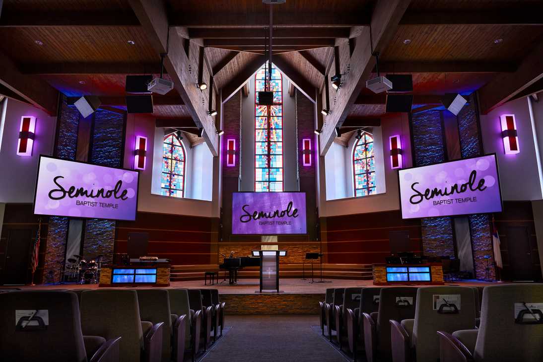 Seminole Baptist was looking to update the worship centre space to make it more welcoming to all generations