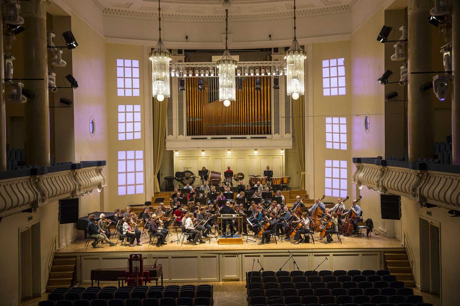 The Neoclassical building is shared between the Estonian National Opera and the Ballet Theatre Estonia (photo: Louise Stickland)