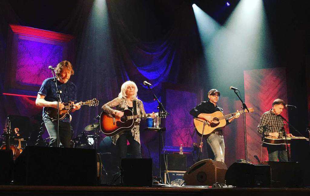 Emmylou Harris and the Ramblers returned to the hallowed Ryman stage