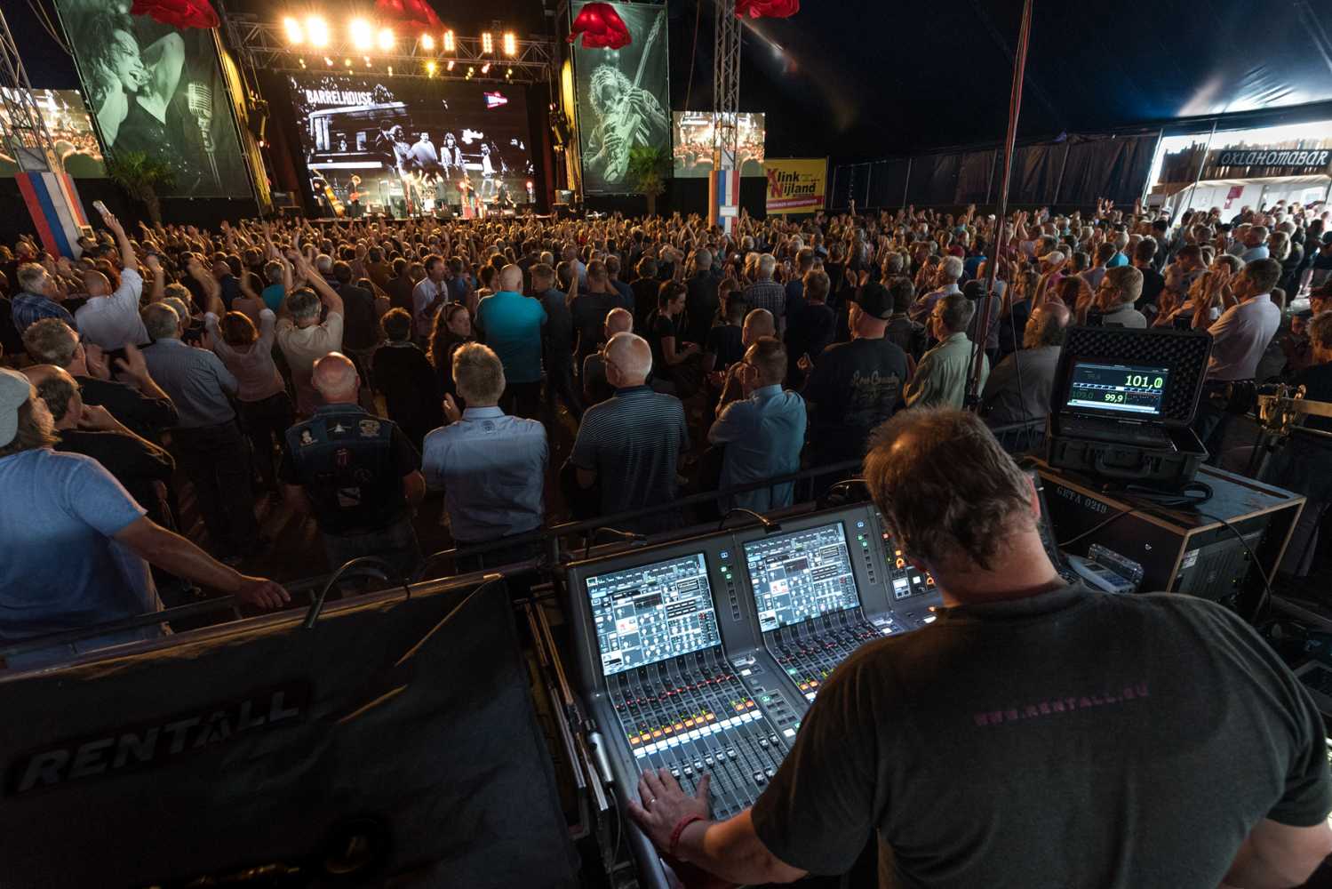 Gijs Schouten mixes Barrelhouse on the Rivage PM10 system