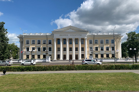 The Said-Galiev Cultural Centre in Derbyshki in Kazan (photo: LTM)