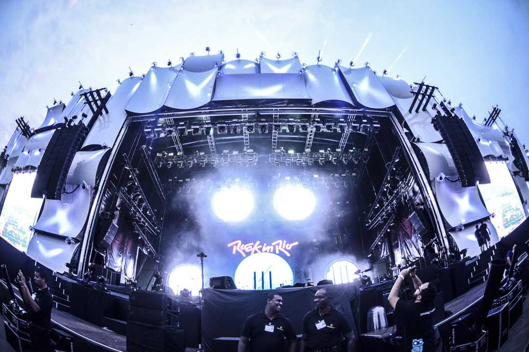 The main PA for the World Stage this year was again the trademark sound and visual design of Rock in Rio