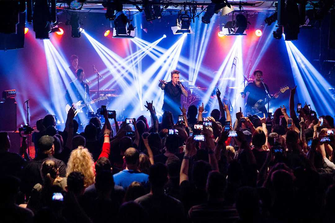 Papa Roach delights an enthusiastic crowd at iHeartRadio’s intimate NYC performance and broadcast space (photo: Andrew Swartz)