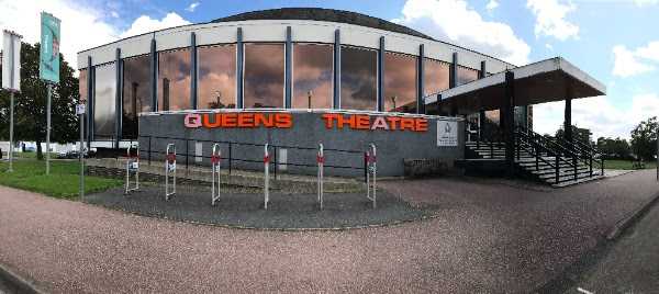 The Queen’s Theatre Hornchurch is a 500-seat producing theatre