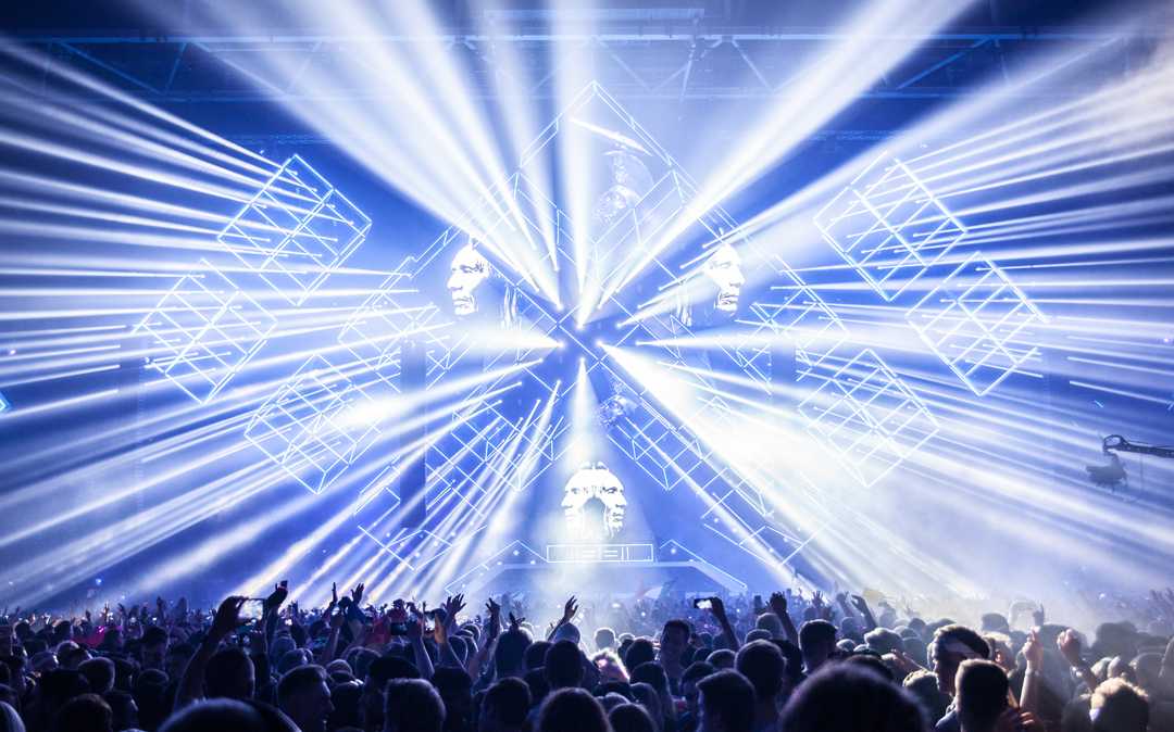 The 2017 Amsterdam Music Festival was headlined by Armin van Buuren, Hardwell, David Guetta, Dimitri Vegas & Like Mike