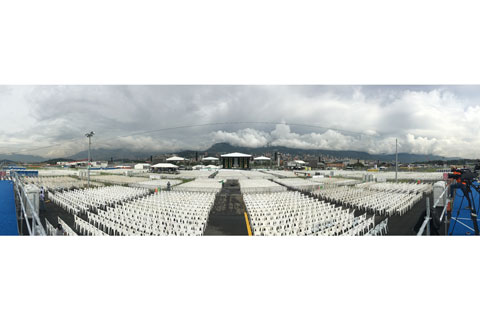 A system comprising over 300 L-Acoustics cabinets ensured even coverage across the vast Medellin site