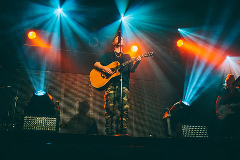 Jacob Sartorius is wrapping up his second headlining tour with a lighting package supplied by Bandit Lites