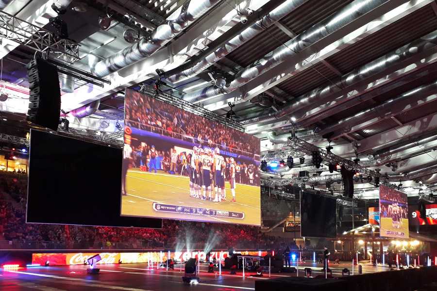 ‘Europe's biggest Super Bowl Party’ was held in the Vienna Albert Schultz ice rink