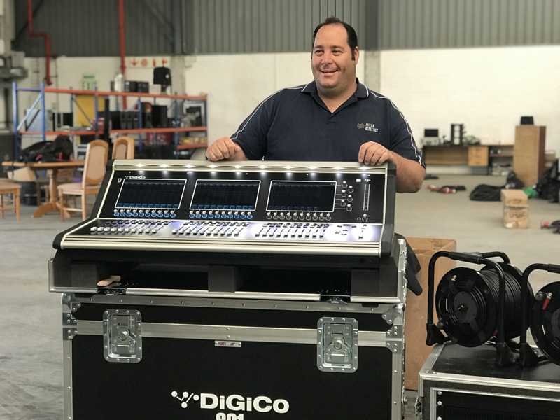 Divan Dirker from Intello Acoustics with the DiGiCo S31