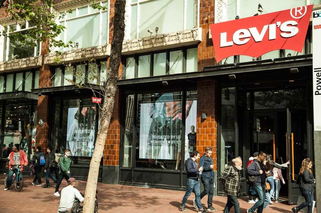 The Levi’s outlet on Market and 4th Street in San Francisco