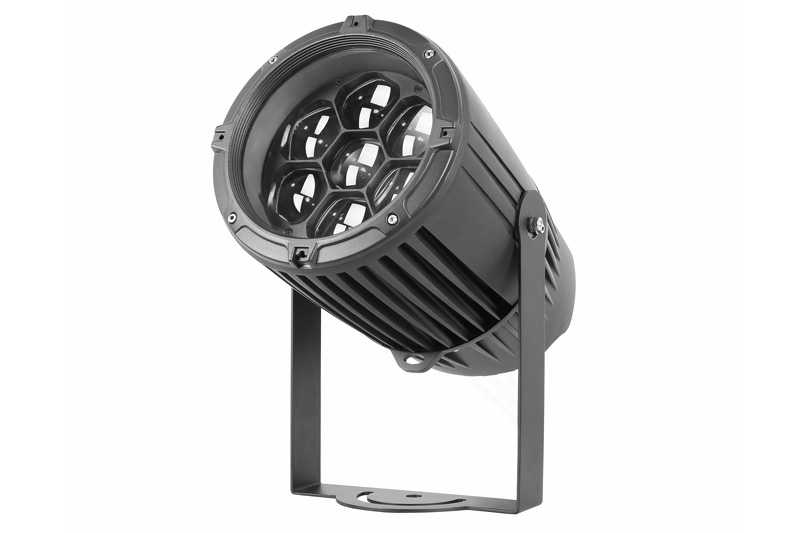 The all-weather LED wash luminaire Polaris