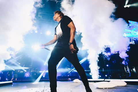 Lecrae headlined at U.S. Bank Stadium