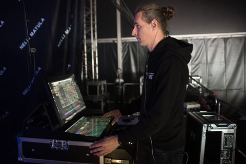 Kari Mäkimartti on monitor duty