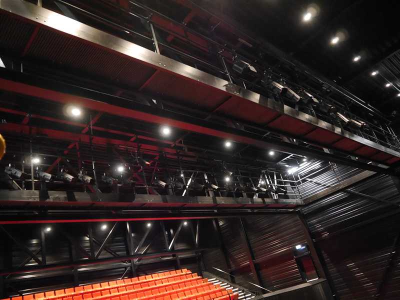Theatre De Blauwe Kei is now 100% LED