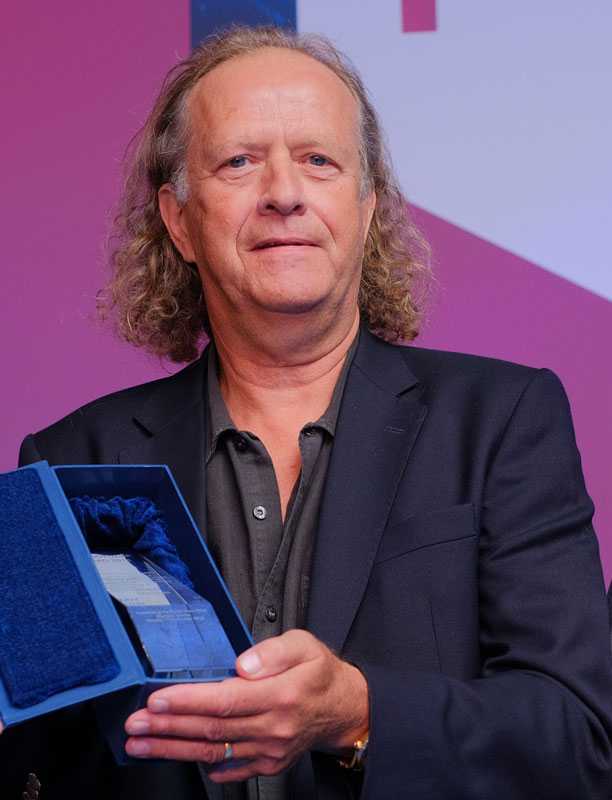 Alan Jacobi of Unusual Rigging receives the 2018 Gottelier Award