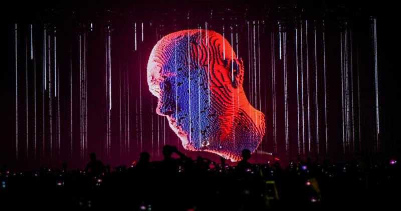 The show wowed EDM disciples with holographic technology and magical 3D FX