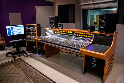 The new desk installed at Finger Lakes Community College