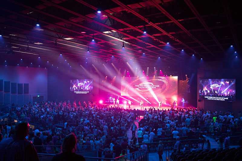 Having a powerful lighting system capable of creating an impact was important to Christ Fellowship