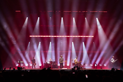 Claypaky's Scenius Unico were the only moving lights on Snow Patrol's latest tour I © The Fifth Estate