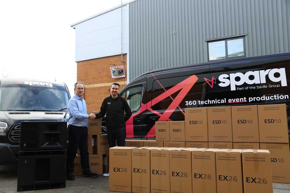 Andrew Ellerby of Sparq and Tom Weldon of KV2 with Sparq’s new additions plus one of the first ES Systems