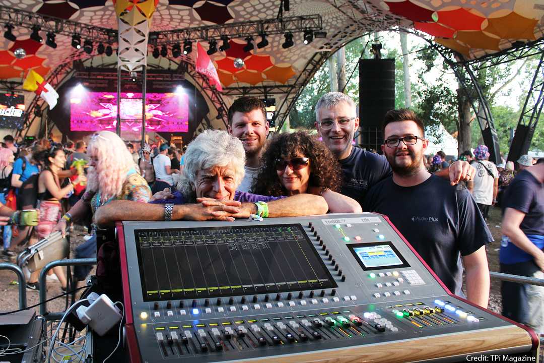 On the Glade Stage: Tony and Ann Andrews with Mike Igglesden, Funktion-One, Richard Fleming, XTA, and Kris Hayes, Audio Plus