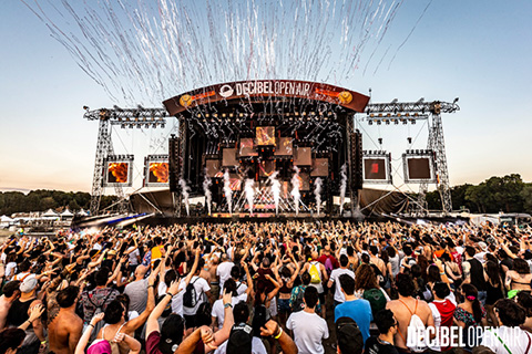 Over 30 performers from the international EDM scene performed on the two stages