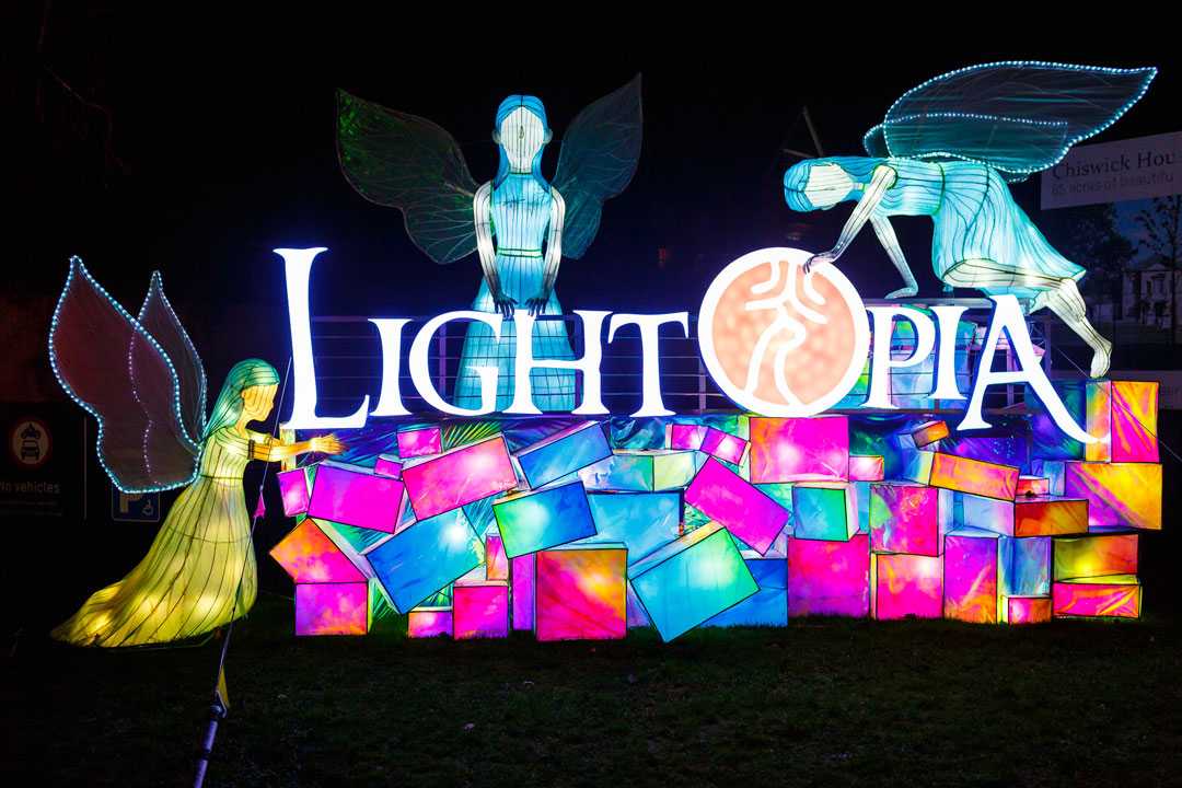 Lightopia in London features 47 groups of Chinese lantern installations