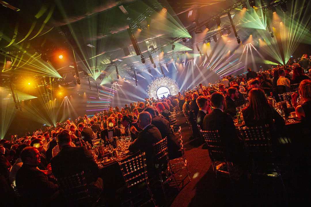 Around 350 Robe moving light fixtures were used inventively by lighting designer Nathan Wan (photo: Lindsay Cave)