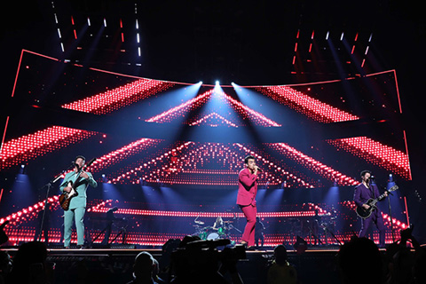 The Jonas Brothers tour concluded in Paris last month (photo: Todd Kaplan)