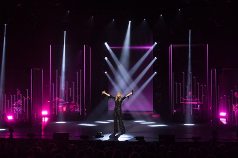 The Showgirl tour launched in Canada in December 2019 (photo: Claude Dufresne)