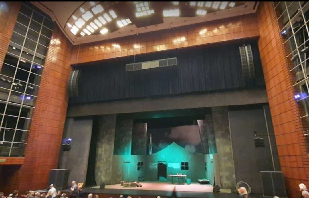 Rishon LeZion Hall’s 970-seat auditorium