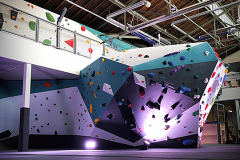 Thebroadcasts are livestreamed from the city’s indoor climbing centre Bloc48