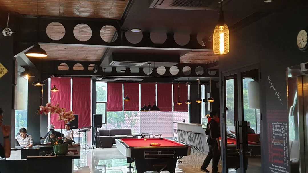 The Playmaker Café is a dining and entertainment destination in Thamrin, Jakarta