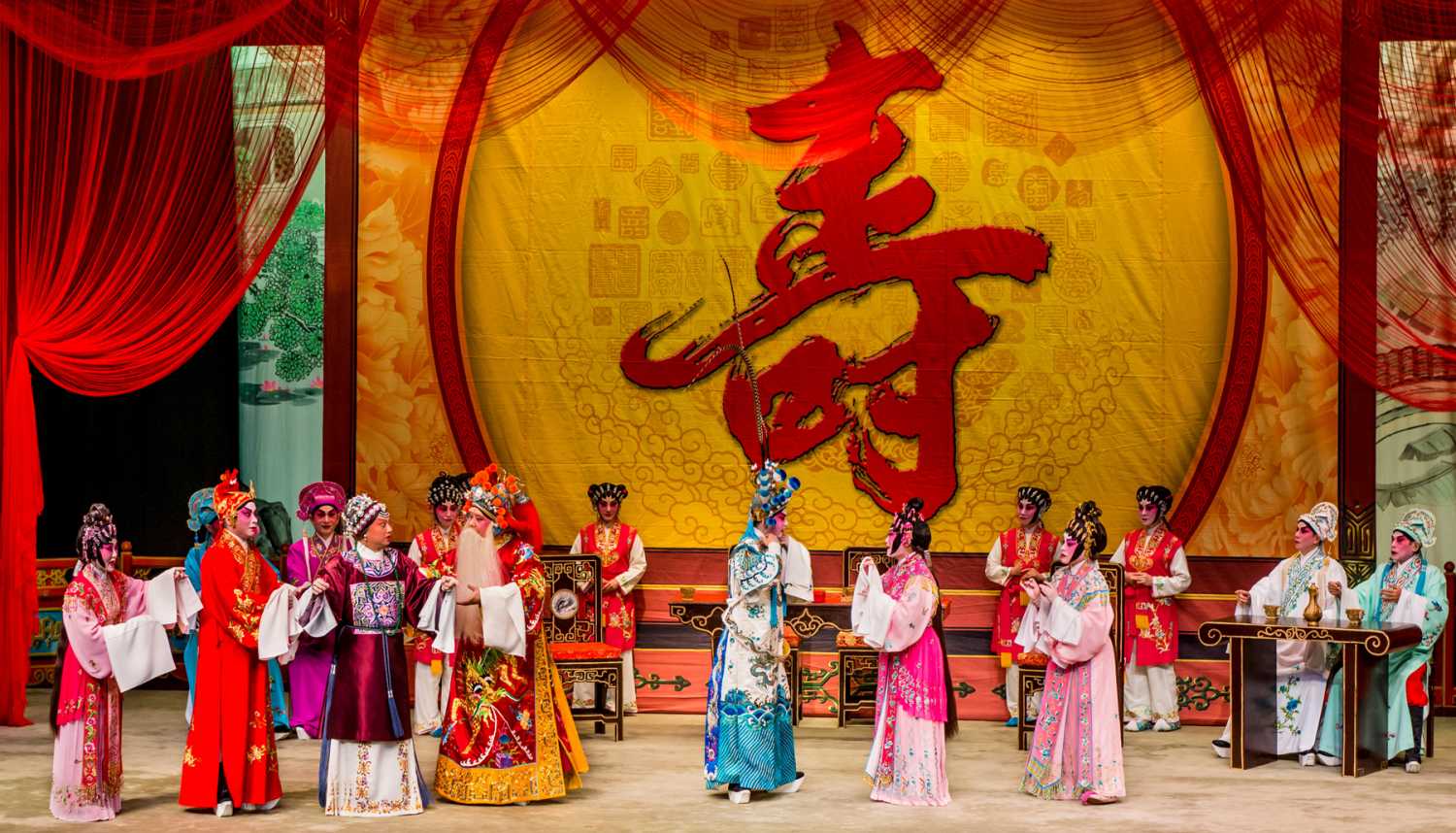 The 1,031-seat Ko Shan Theatre hosts traditional opera, dance and music