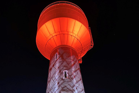 The water tower recently received a dynamic nighttime illumination courtesy of Elation Professional luminaires