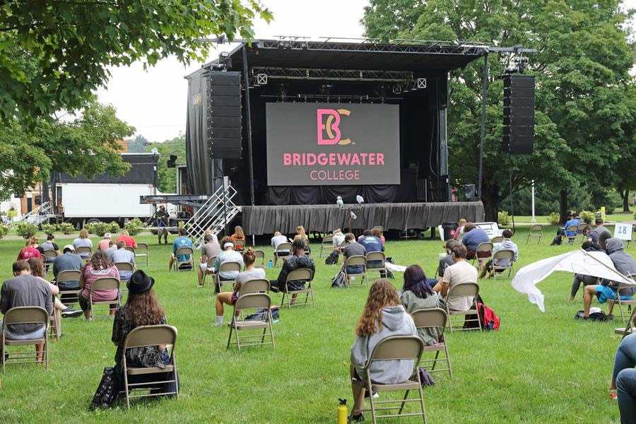 Each of the two back-to-back main stages contained a pod for 250 students