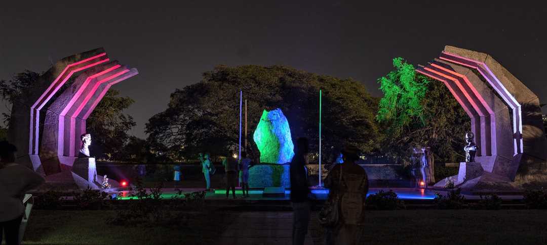 The project illuminated the works of original sculptors and artists in vivid colours