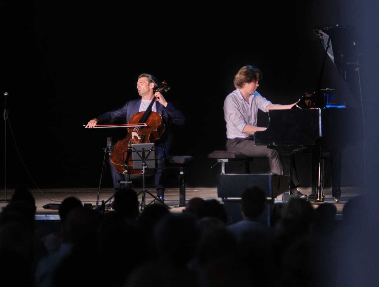 French cellist Gautier Capuçon decided to bring music back to the towns and villages of France (© Quentin Saison)