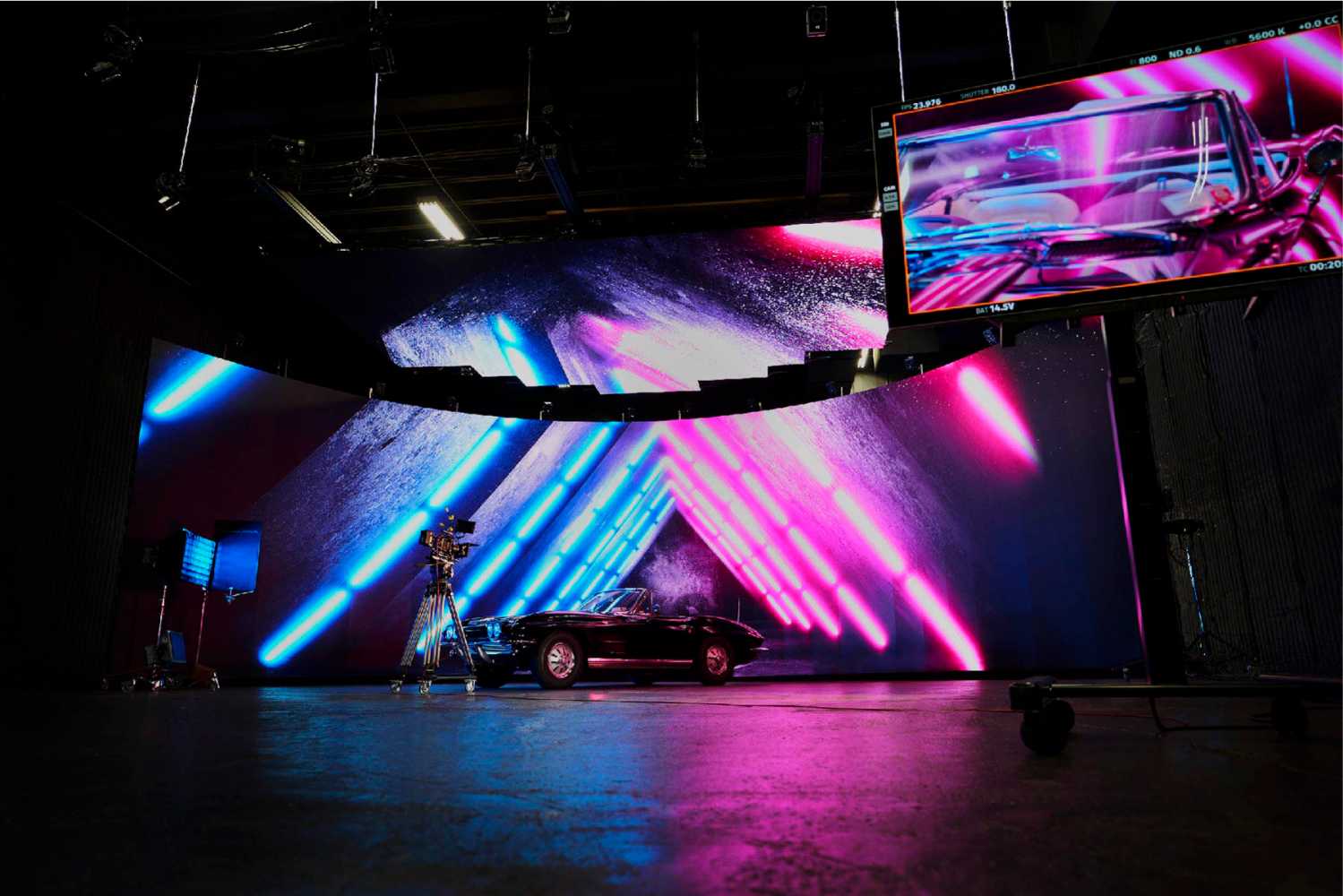 GUM Studios - The virtual environment includes ROE Visual Black Pearl 2 LED video panels driven by Brompton 4K Tessera SX40 (photo: Jackie Roman)