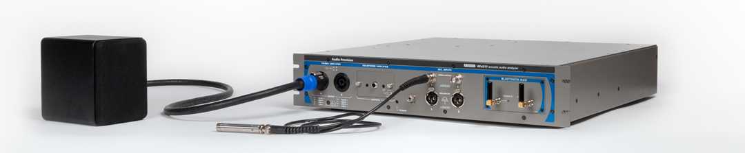 The APx517B acoustic analyser