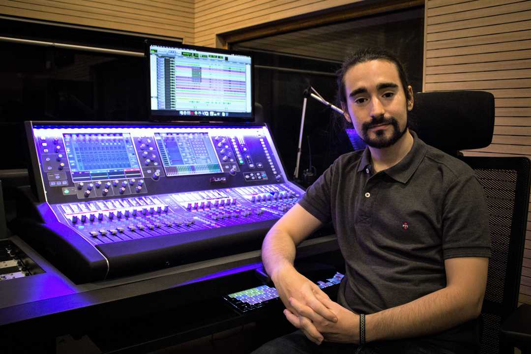 Ángel Colomé from the Juan March Foundation with the dLive S5000 in the Auditorium's control room