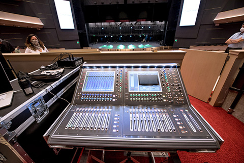 Tanger Centre’s DiGiCo SD12 FOH mixing console (photo: Joey Kirkman)