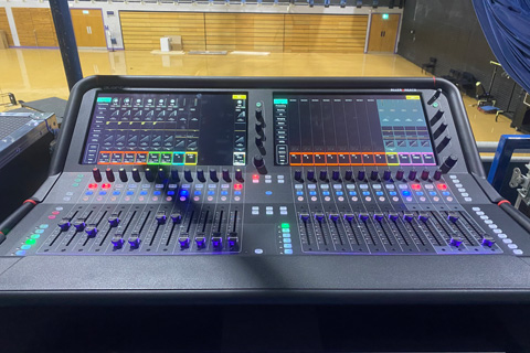 The Allen and Heath Avantis was supplied by AC-ET