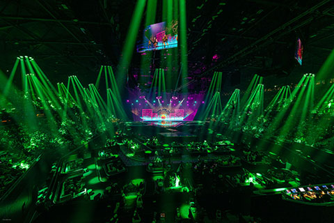 LD Henk-Jan van Beek specified 740 x Robe moving lights for the event (photo: Ralph Larmann)