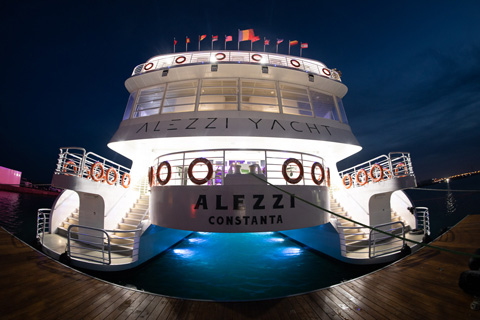 Alezzi Yacht offers cruises along the Black Sea coast