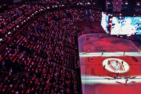 The PixMob team have been illuminating 5,000 empty seats with Nova Pixels at the Bell Centre