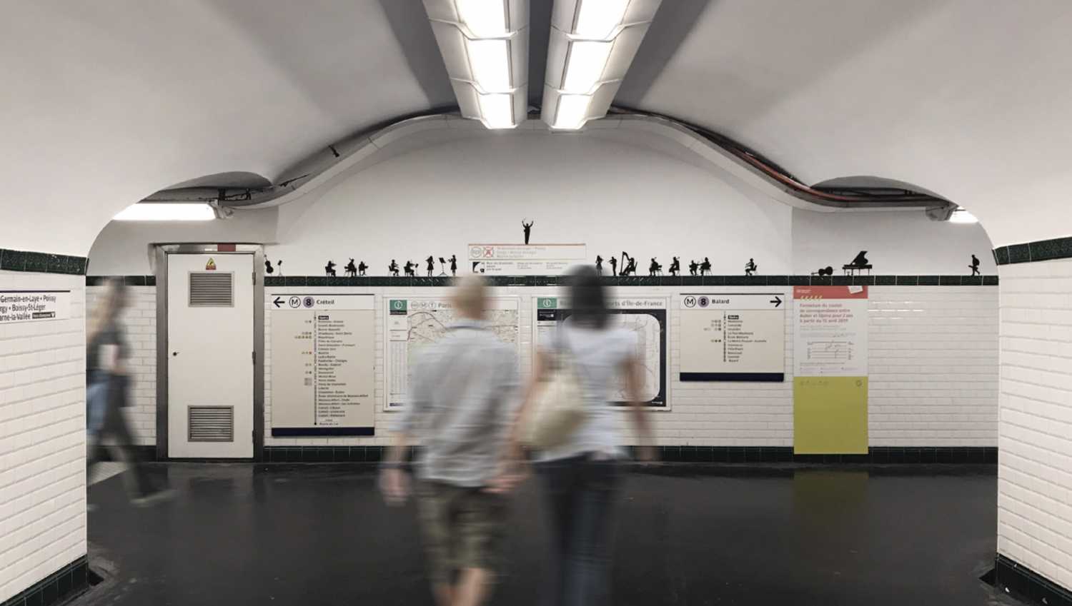 The experience will remain available in the Paris Opéra metro station for the next 10 years