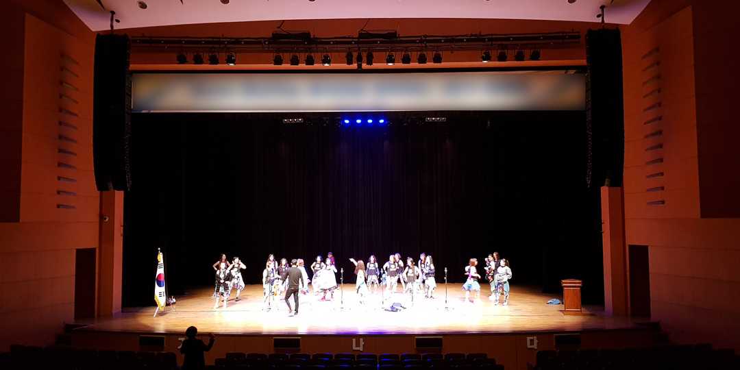 Yangsan Culture & Arts Centre hosts a wide range of performances