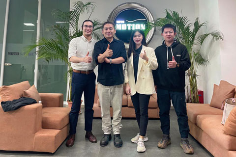 Ka-Ming Li (Brompton product application engineer), Phil Cui (Moto founder), Summer Zhang (account manager at Brompton), Kenny Mai (Brompton senior field Applications engineer)